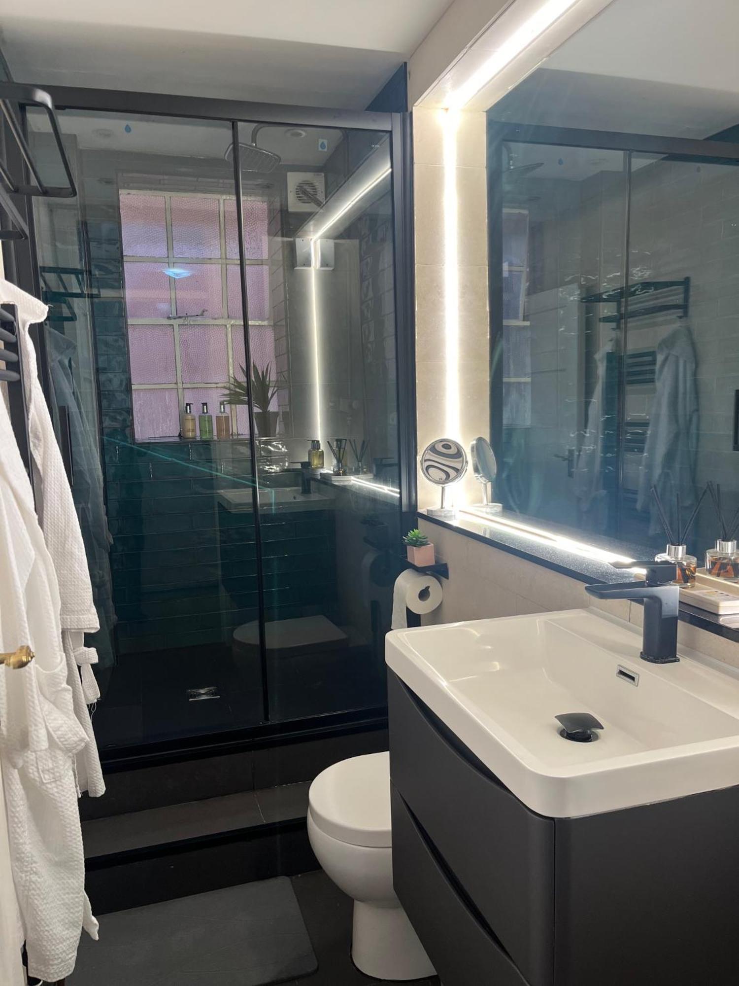 Modern Quiet 1 Bed Flat -Mayfair London Eksteriør bilde